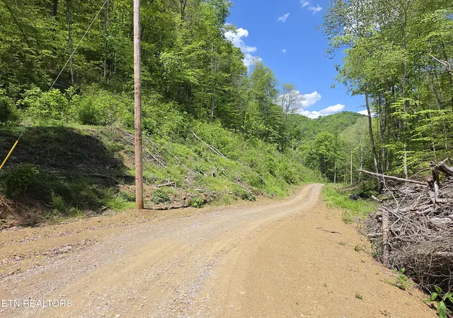 Photo 3 of Land for sale at Tbd S Hwy 25e, Tazewell, TN 37879 | MLS# 1338361 | Listing updated on 2026-07-16
