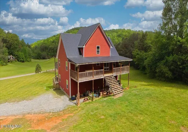 Homes for sale in Cosby, TN | 2560 Schisandra Ln, Cosby, TN 37722 | MLS# 1339251
