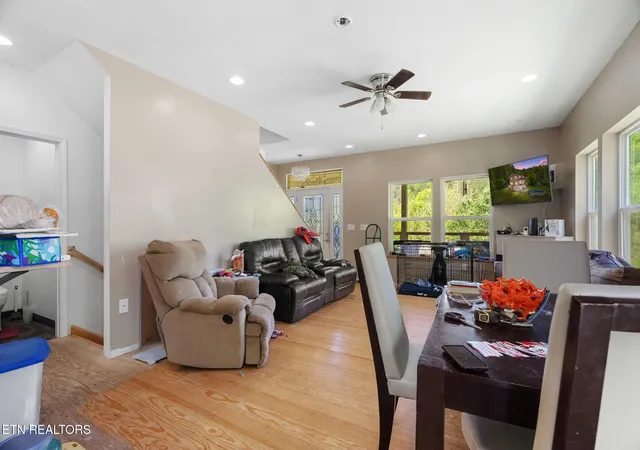 Photo 3 of Single family home for sale at 4018 Jones Cvs Rd, Sevierville, TN 37876 | MLS# 1339575 | Listing updated on 2026-10-20