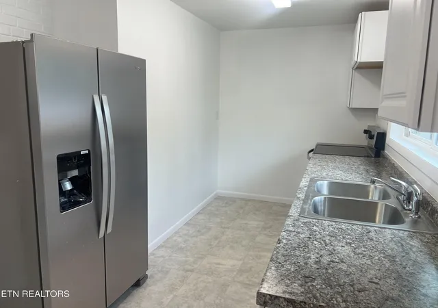 3rd image of 105 Porter Rd, Oak Ridge, TN 37830 | MLS# 1338382