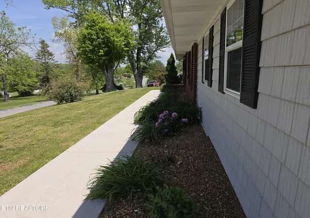 30th image of 201 Coffey St, Tazewell, TN 37879 | MLS# 1338386