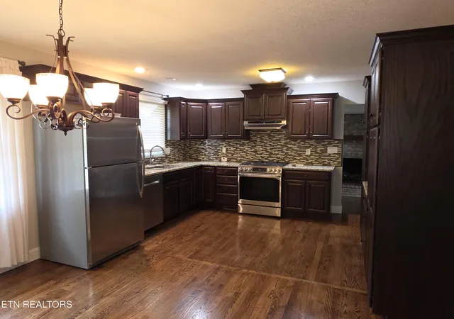 5th image of 201 Coffey St, Tazewell, TN 37879 | MLS# 1338386