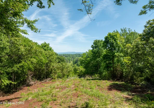 2nd image of 13389 Meadow Rd, Lenoir City, TN 37772 | MLS# 1339130