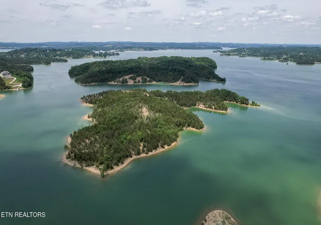 2nd image of 0 Douglas Lake Is, Sevierville, TN 37876 | MLS# 1342711