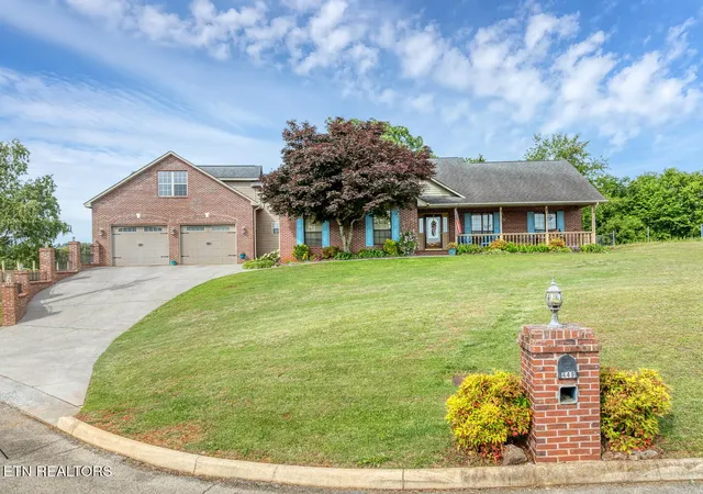 Photo 1 of Single family home for sale at 449 Foss Rd, Maryville, TN 37801 | MLS# 1339871 | Listing updated on 2026-09-24