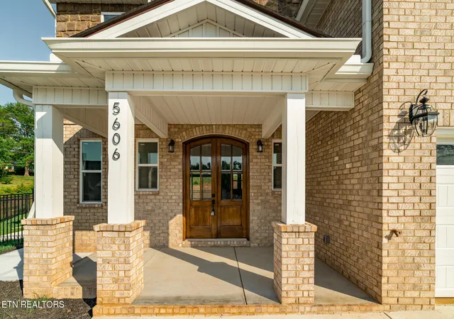Photo 3 of Single family home for sale at 5606 Belle Maison Ln, Knoxville, TN 37920 | MLS# 1338533 | Listing updated on 2026-09-18