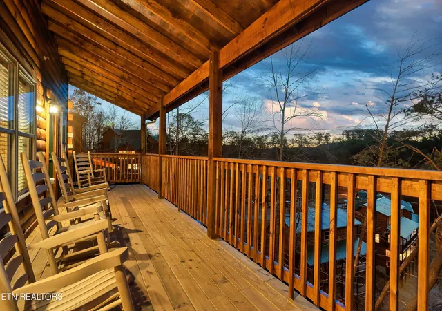 Photo 3 of Single family home for sale at 809 String Run Way, Pigeon Forge, TN 37863 | MLS# 1338523 | Listing updated on 2026-08-28