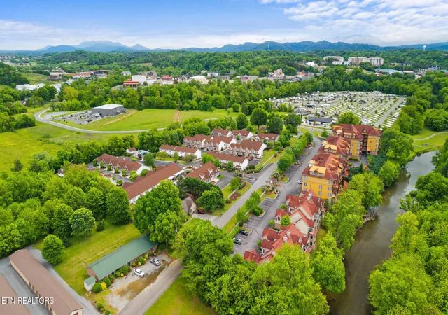 Homes for sale in Sevierville, TN | 643 River Pl Wy #A401, Sevierville, TN 37862 | MLS# 1339171