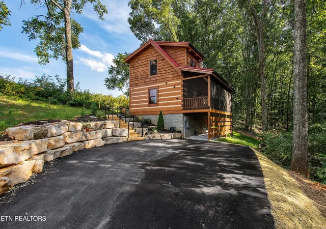 1st image of 967 Cave Rd, Jefferson City, TN 37760 | MLS# 1338536