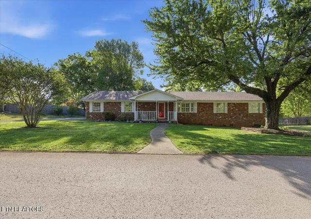 1st image of 816 Kevin Rd, Knoxville, TN 37923 | MLS# 1338625