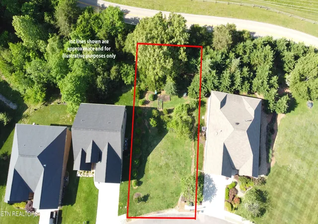 Photo 3 of Sale Pending at 1829 Rockford Ln, Knoxville, TN 37922 | MLS# 1339254 | Listing updated on 2026-07-01
