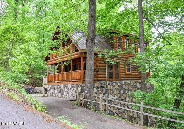Photo 1 of Single family home for sale at 1428 Indian Ct, Sevierville, TN 37876 | MLS# 1338567 | Listing updated on 2026-10-07