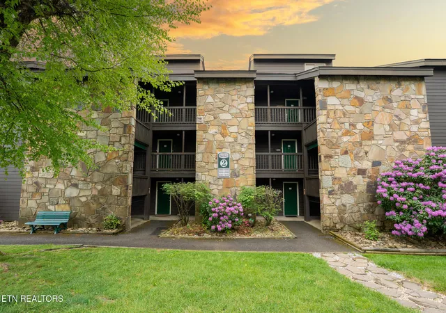 Homes for sale in Gatlinburg, TN | 1380 Ski View Dr #UNIT 2202, Gatlinburg, TN 37738 | MLS# 1338590