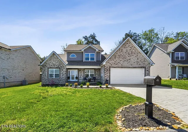 Homes for sale in Knoxville, TN | 7441 Peony Dr, Knoxville, TN 37918 | MLS# 1338752