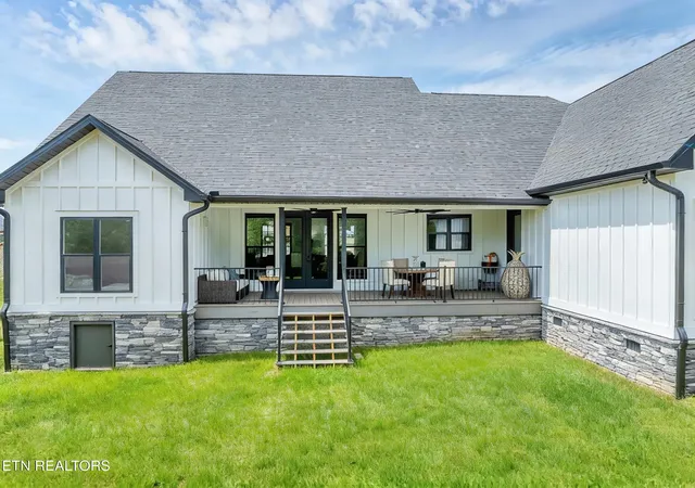 41st image of 1114 Herbert Dr, Greenback, TN 37742 | MLS# 1339260