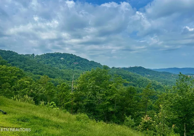 Photo 4 of Land for sale at 1824 Pinestand Ridge Way, Sevierville, TN 37862 | MLS# 1338632 | Listing updated on 2026-04-28