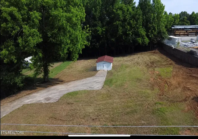 2nd image of 1370 Us 411, Vonore, TN 37885 | MLS# 1338640