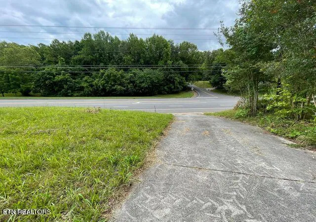 5th image of 1370 US 411, Vonore, TN 37885 | MLS# 1338640