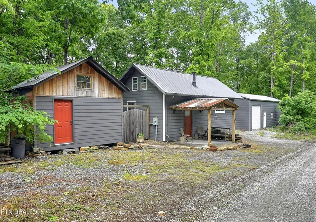 Homes for sale in Celina, TN | 853 Rock Springs Rd, Celina, TN 38551 | MLS# 1338701