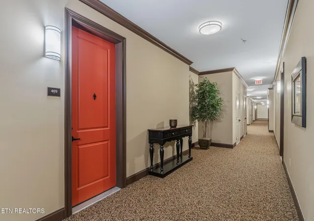 3rd image of 445 W Blount Ave #409, Knoxville, TN 37920 | MLS# 1338863