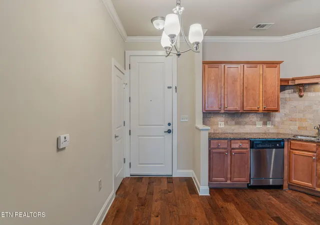 4th image of 445 W Blount Ave #409, Knoxville, TN 37920 | MLS# 1338863