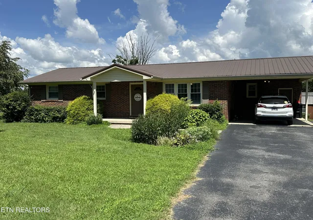 Photo 1 of Single family home for sale at 1567 Clemmons Rd, Cookeville, TN 38501 | MLS# 1338800 | Listing updated on 2026-08-27