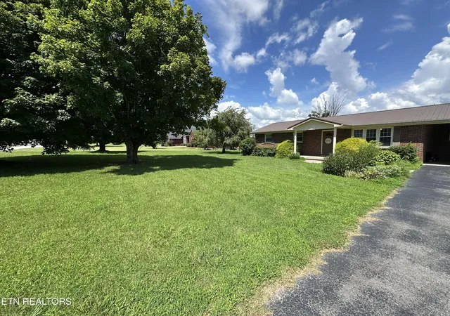 Photo 2 of Single family home for sale at 1567 Clemmons Rd, Cookeville, TN 38501 | MLS# 1338800 | Listing updated on 2026-08-27
