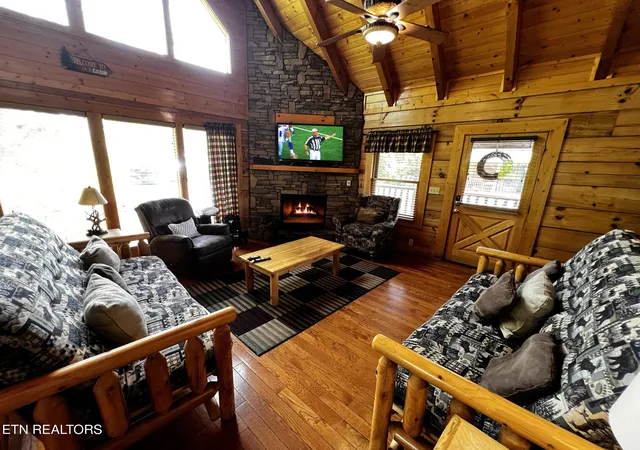 Photo 4 of Single family home for sale at 3216 White Falcon Way #19, Pigeon Forge, TN 37863 | MLS# 1338772 | Listing updated on 2026-04-29