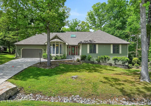 Homes for sale in Crossville, TN | 23 Belvedere Ln, Crossville, TN 38558 | MLS# 1338822