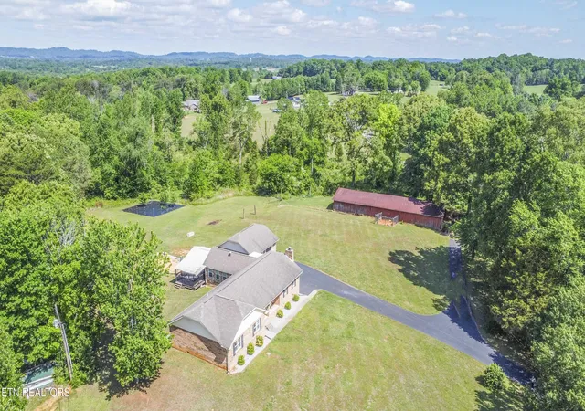 3rd image of 150 Watson Tr, Madisonville, TN 37354 | MLS# 1339054
