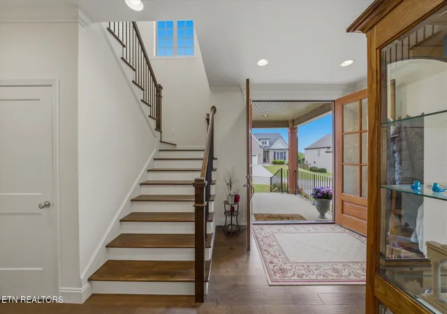 Photo 3 of Single family home for sale at 2334 Hickory Crst Ln, Knoxville, TN 37932 | MLS# 1339058 | Listing updated on 2026-07-02
