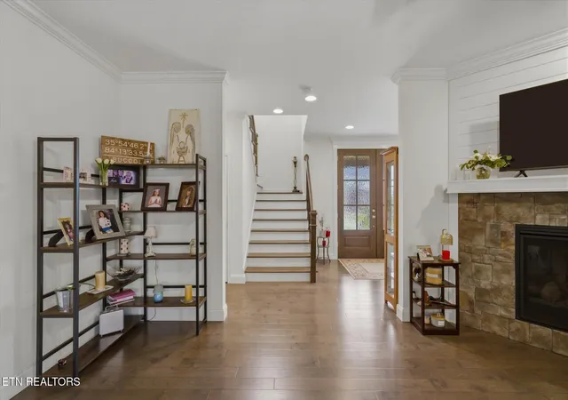 Photo 3 of Single family home for sale at 2334 Hickory Crst Ln, Knoxville, TN 37932 | MLS# 1339058 | Listing updated on 2026-07-02