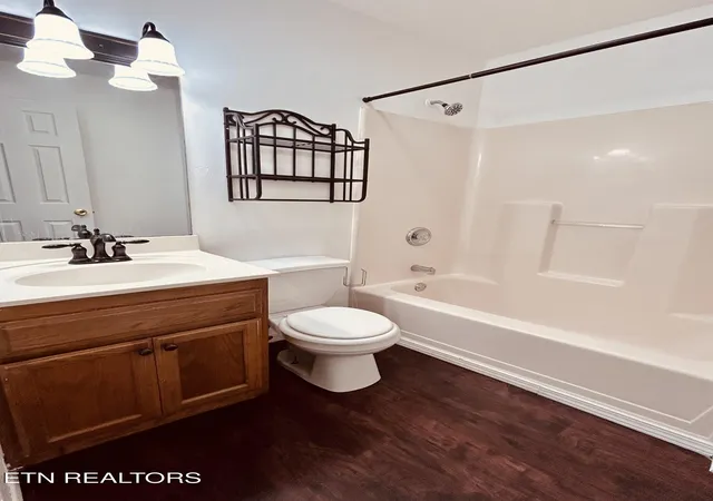 Photo 4 of Single family home for sale at 528 Stolman Way, Knoxville, TN 37918 | MLS# 1339255 | Listing updated on 2026-07-25