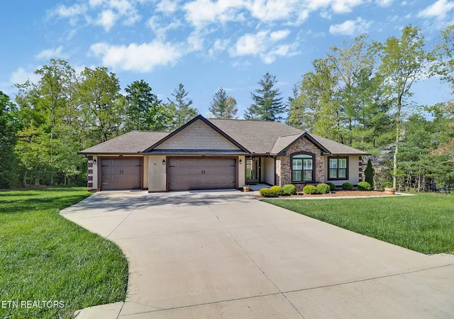 2nd image of 43 Renwick Dr, Crossville, TN 38558 | MLS# 1339487