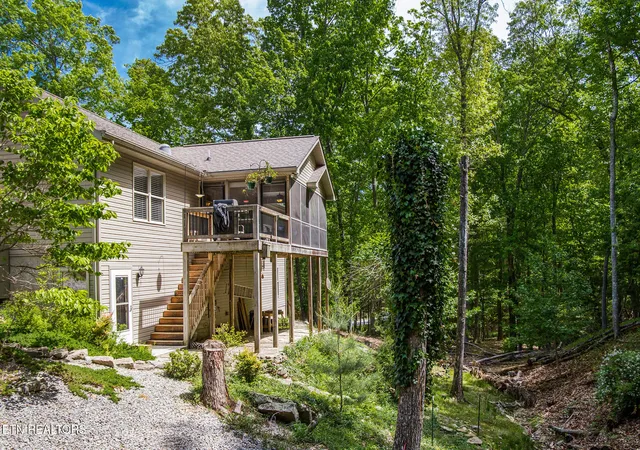 3rd image of 22 Chelteham Ln, Crossville, TN 38558 | MLS# 1338963