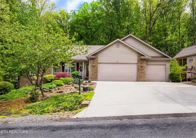 60th image of 22 Chelteham Ln, Crossville, TN 38558 | MLS# 1338963