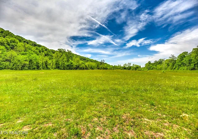 1st image of 2073 Oliver Springs Hwy, Clinton, TN 37716 | MLS# 1338892