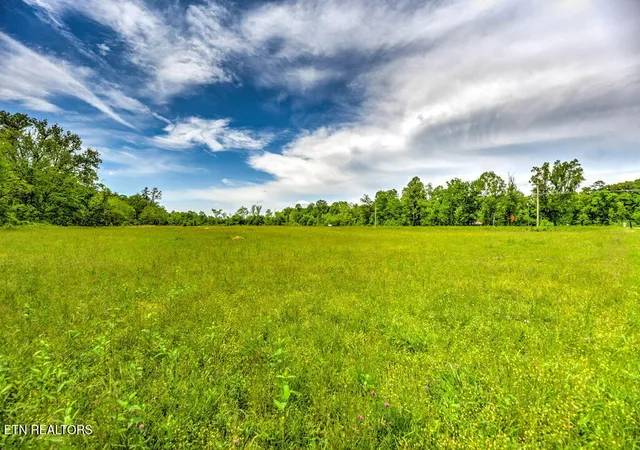 Photo 4 of Land for sale at 2073 Oliver Springs Hwy, Clinton, TN 37716 | MLS# 1338892 | Listing updated on 2026-09-03