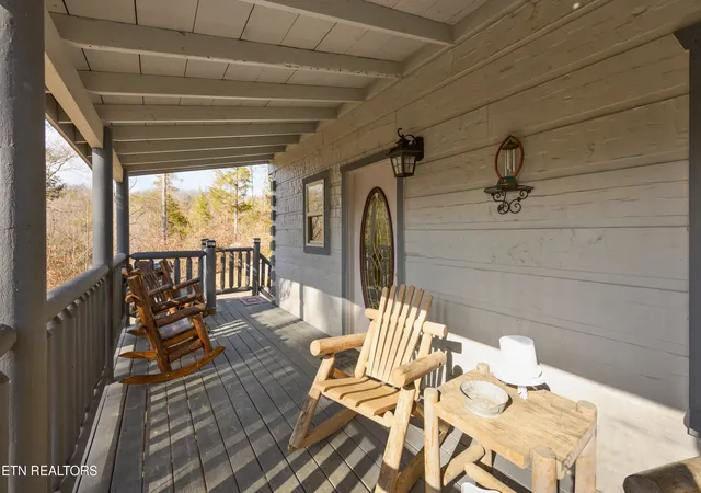 2nd image of 634 Magic Kingdom Ln, Sevierville, TN 37876 | MLS# 1340922
