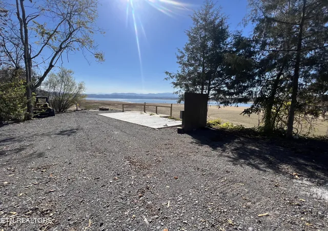 Homes for sale in Newport, TN | 1407 E Hwy 25e, Newport, TN 37821 | MLS# 1338911