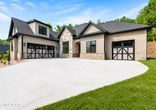 Photo 1 of Sale Pending at 144 Cheeyo Way, Loudon, TN 37774 | MLS# 1339777 | Listing updated on 2026-07-16