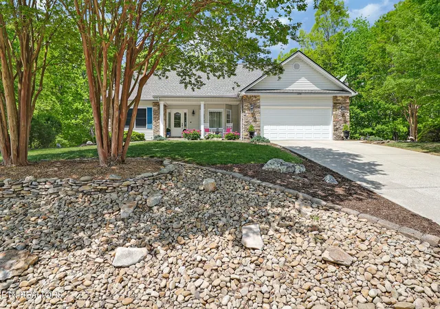 1st image of 126 Mariners Dr, Crossville, TN 38558 | MLS# 1339131