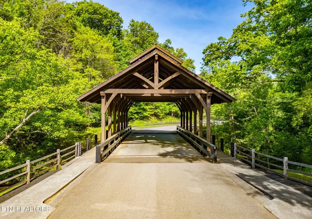 Photo 2 of Land for sale at 2209 Viewcrest Ln, Knoxville, TN 37932 | MLS# 1339061 | Listing updated on 2026-05-04