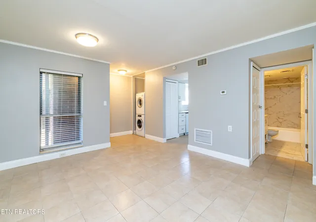 Listing Photo 5 - Condo for sale in building located at 431 Canberra Dr, Knoxville, TN 37923 - Unit #431