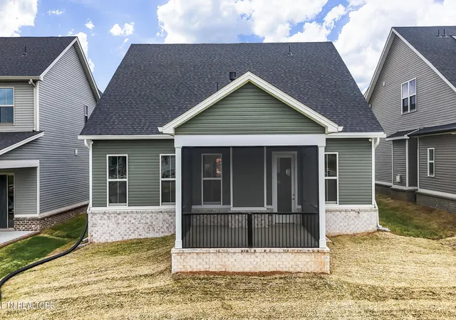 Homes for sale in Knoxville, TN | 2504 Maroon Bells Rd, Knoxville, TN 37932 | MLS# 1338981