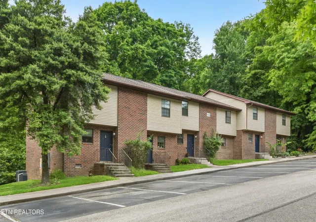 Homes for sale in Powell, TN | 440 Tammy Dr #4, Powell, TN 37849 | MLS# 1339187