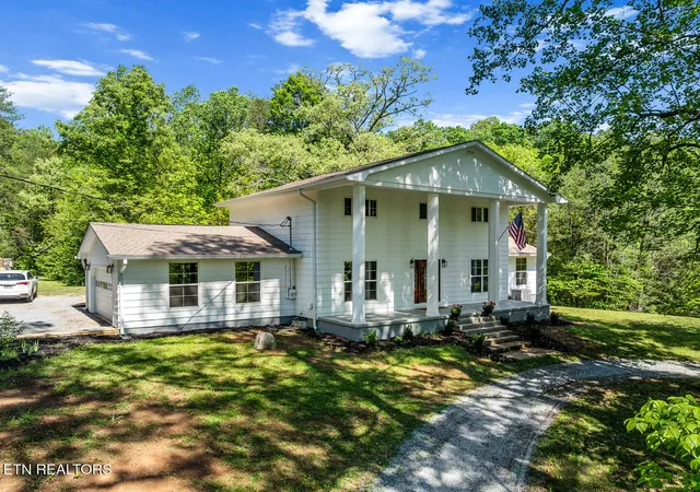 Photo 1 of Single family home for sale at 6842 Four Mile Rd, Maryville, TN 37803 | MLS# 1339109 | Listing updated on 2026-09-04