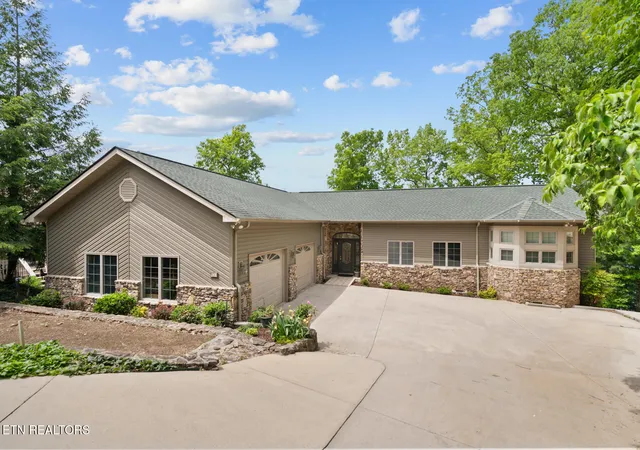 3rd image of 43 Markham Ter, Crossville, TN 38558 | MLS# 1339274
