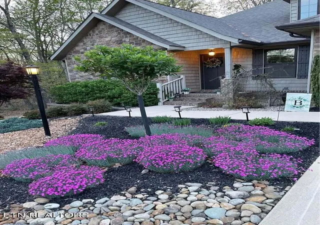 Photo 2 of Single family home for sale at 263 Rotherham Dr, Crossville, TN 38558 | MLS# 1339197 | Listing updated on 2026-09-06