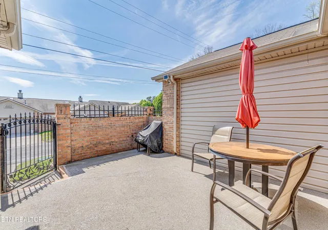 Homes for sale in Knoxville, TN | 815 Wildview Wy, Knoxville, TN 37920 | MLS# 1339120